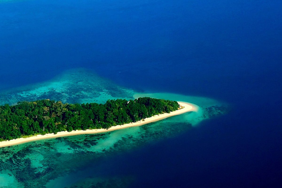 Jolly Buoy Island